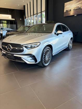 MERCEDES-BENZ GLC 300 2.0 MHEV AMG LINE COUPÉ 4MATIC 9G-TRONIC